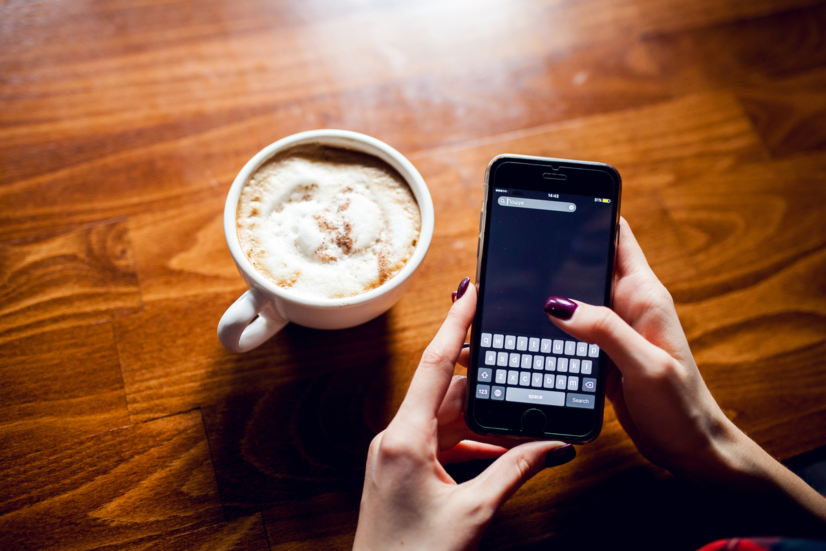 Veja como digitar mais rápido no teclado do celular